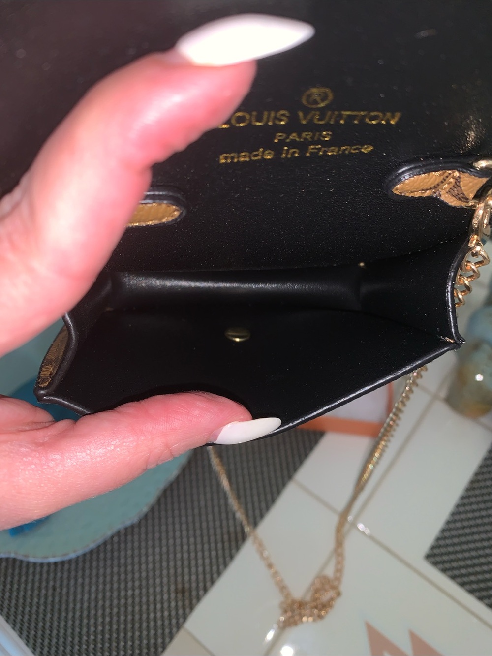 Monogram inspired Mini crossbody with chain - Picture 8 of 11